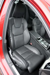 Volvo S60 AWD B&W LUXURY+ ULTIMATE DARK XENIUM INTELLI 2 335kW thumbnail