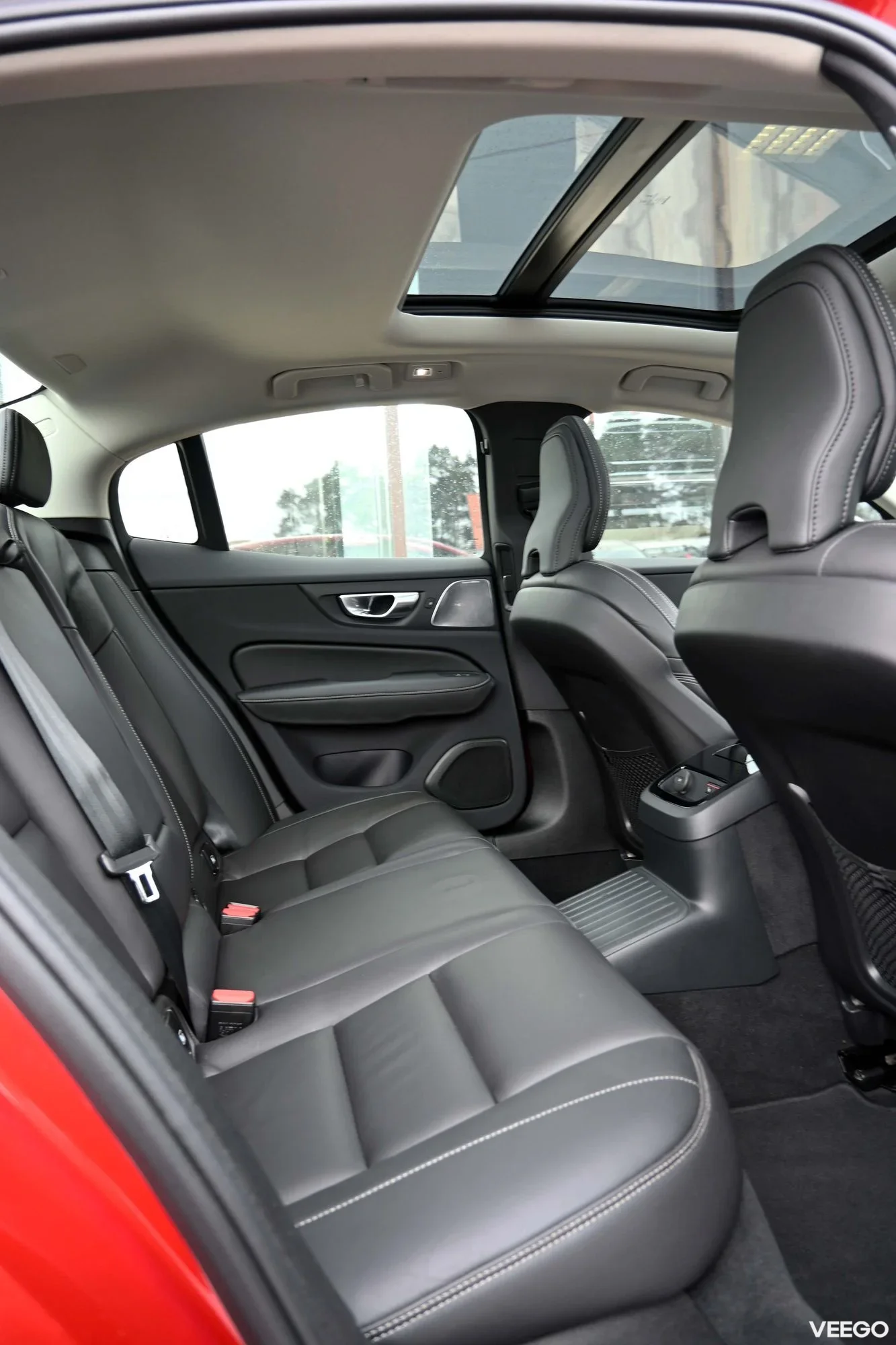 Volvo S60 AWD B&W LUXURY+ ULTIMATE DARK XENIUM INTELLI 2 335kW