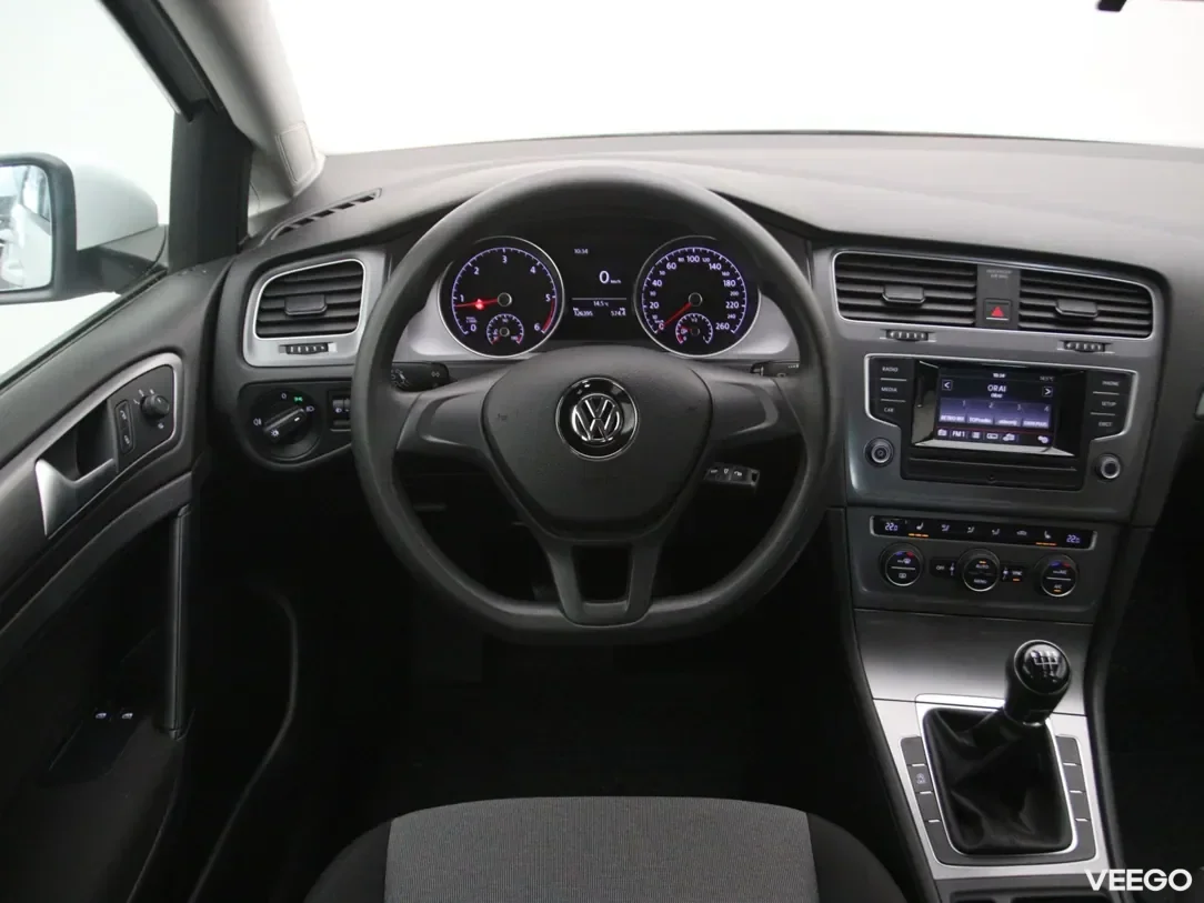 Volkswagen Golf 1.6 81kW