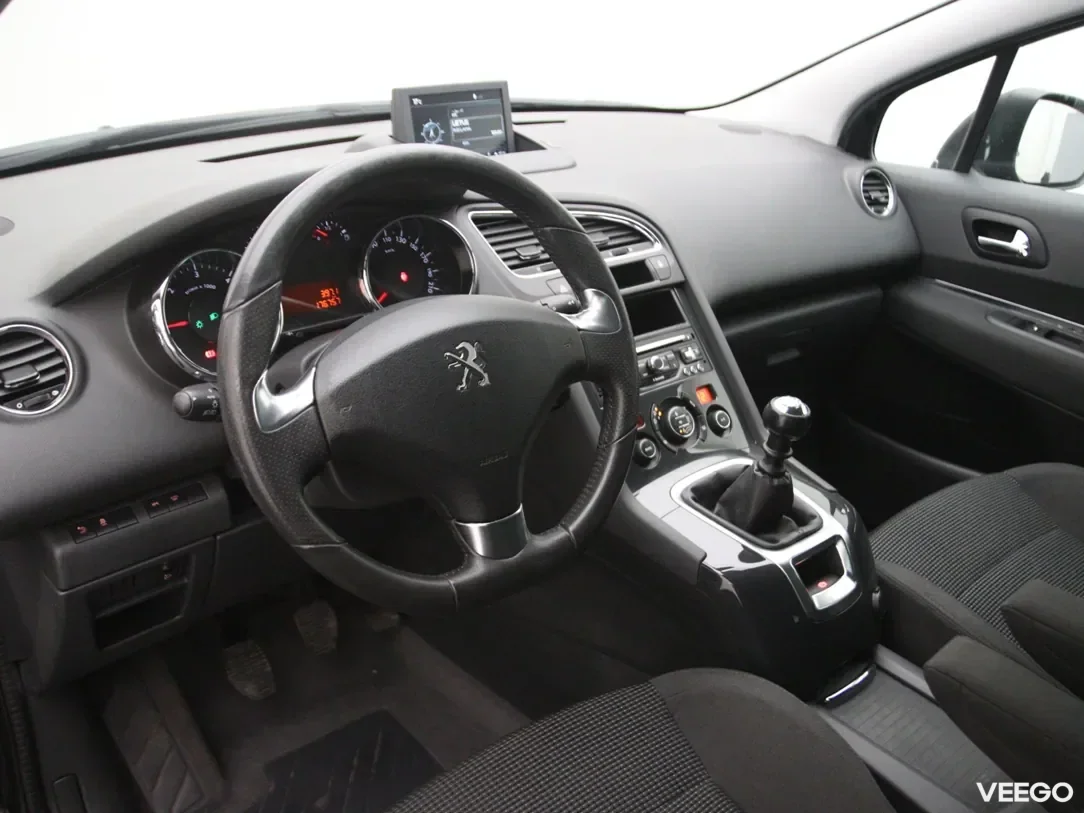 Peugeot 5008 1.6 88kW