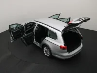 Volkswagen Passat 2 110kW thumbnail