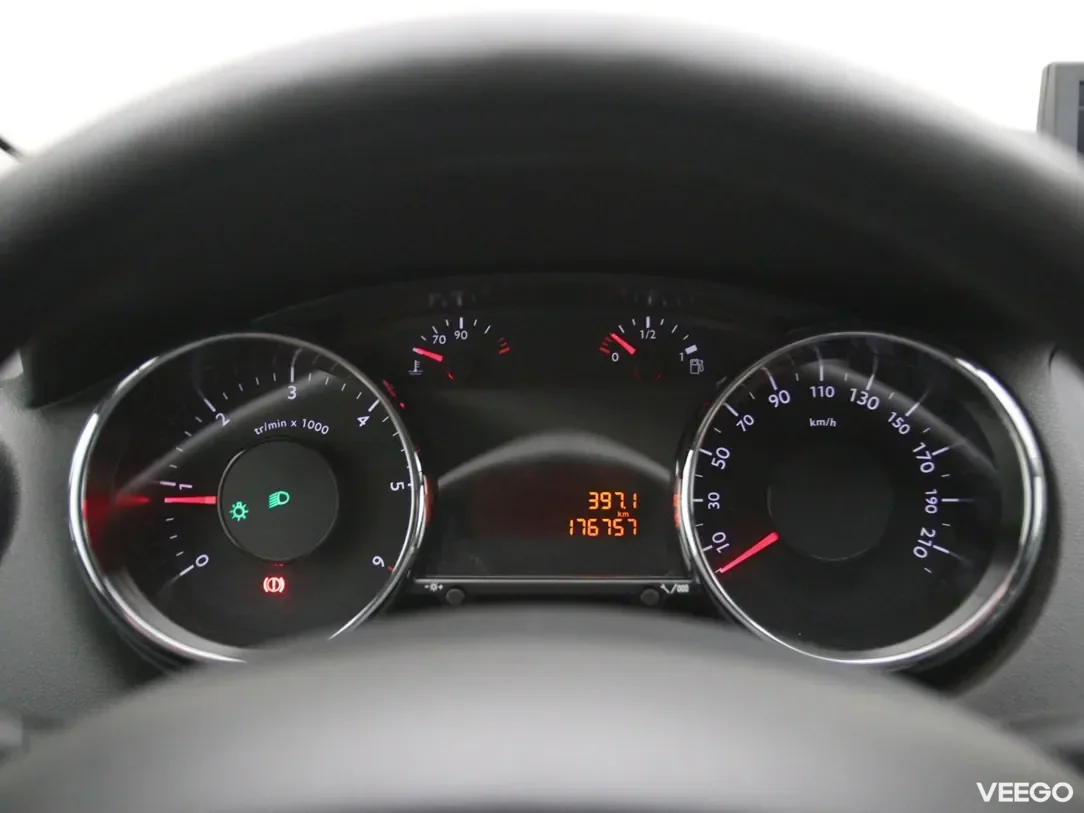 Peugeot 5008 1.6 88kW