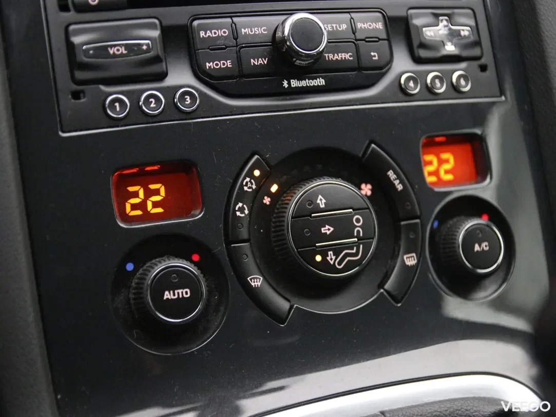 Peugeot 5008 1.6 88kW