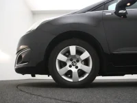 Peugeot 5008 1.6 88kW thumbnail