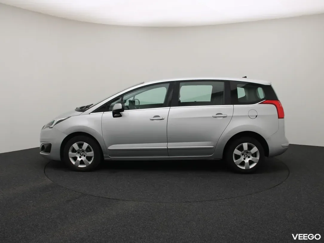 Peugeot 5008 1.6 84kW