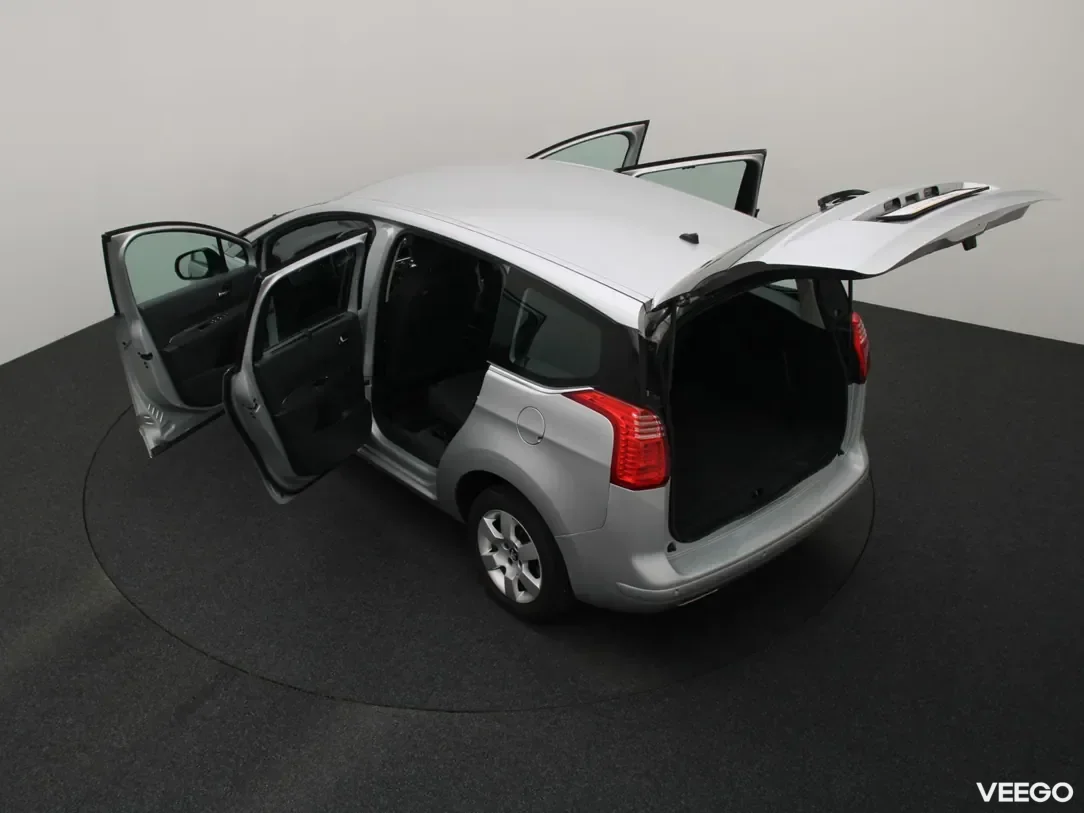 Peugeot 5008 1.6 84kW