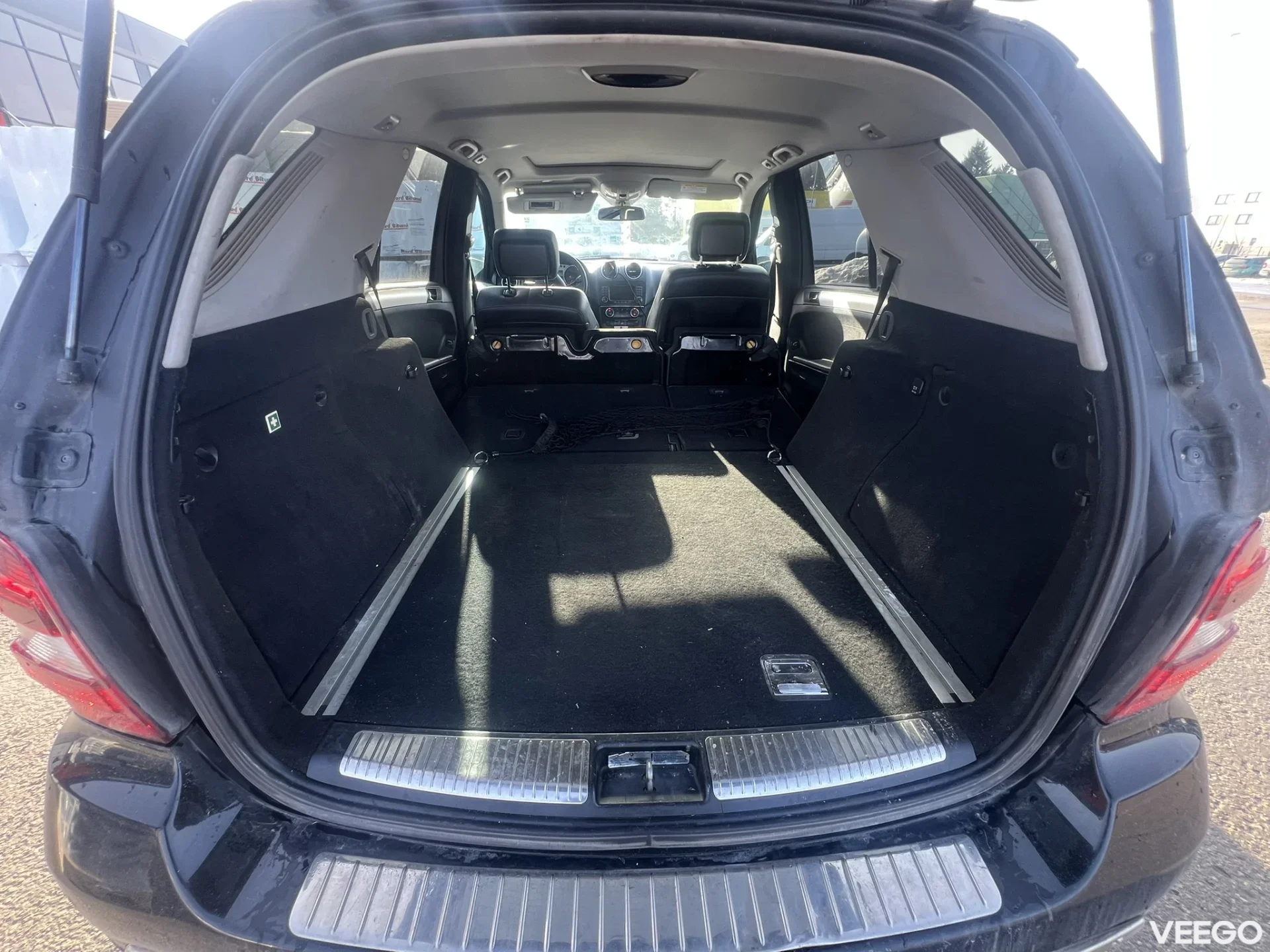 Mercedes-Benz M class ML-350 3.5 200kW