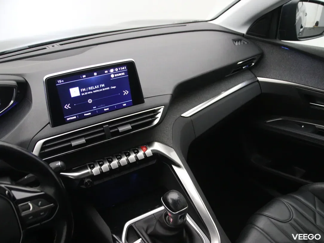 Peugeot 5008 1.5 96kW