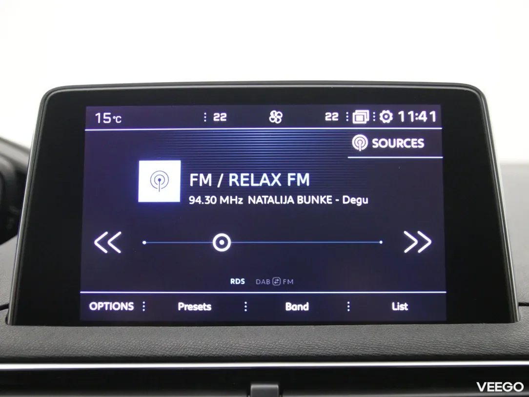 Peugeot 5008 1.5 96kW