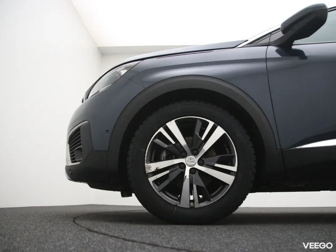 Peugeot 5008 1.5 96kW