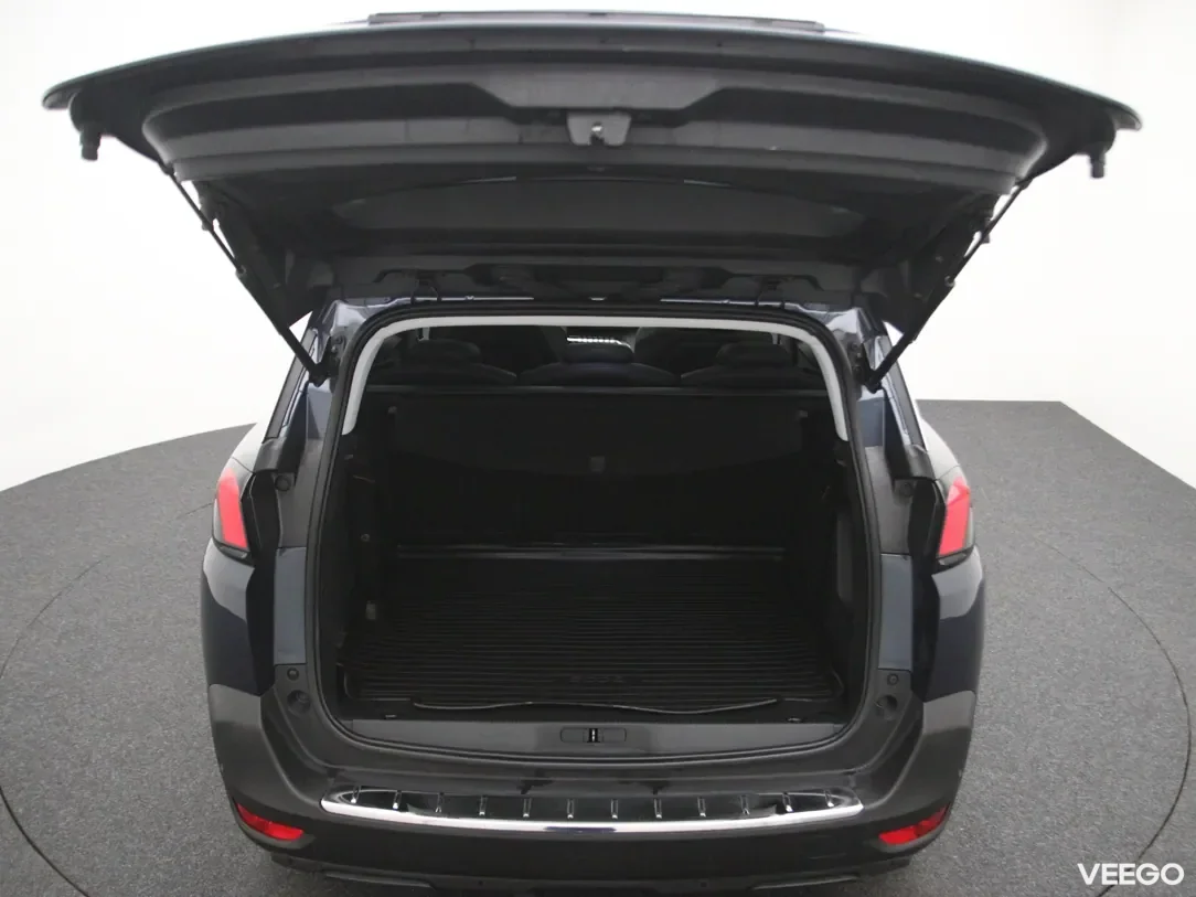 Peugeot 5008 1.5 96kW