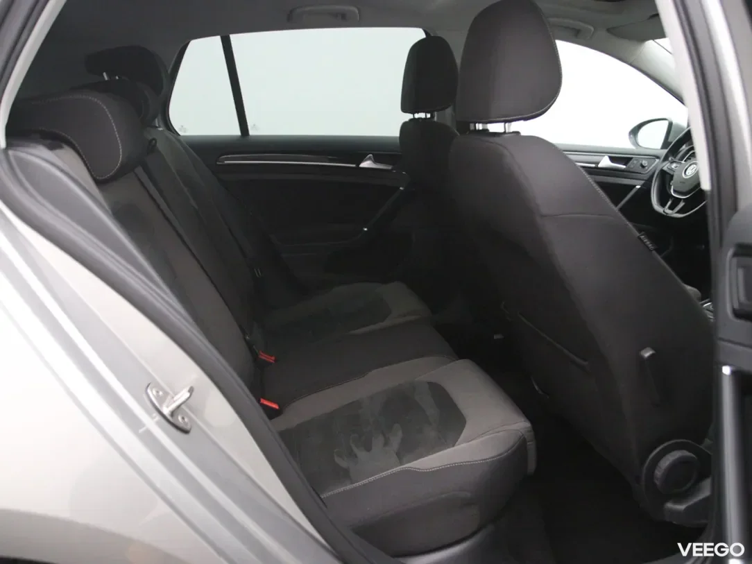 Volkswagen Golf 1.5 96kW