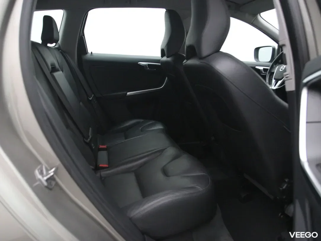 Volvo XC60 2.4 162kW