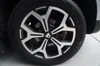 Dacia Duster LS Celebration 1.0 TCe LPG 1 74kW thumbnail