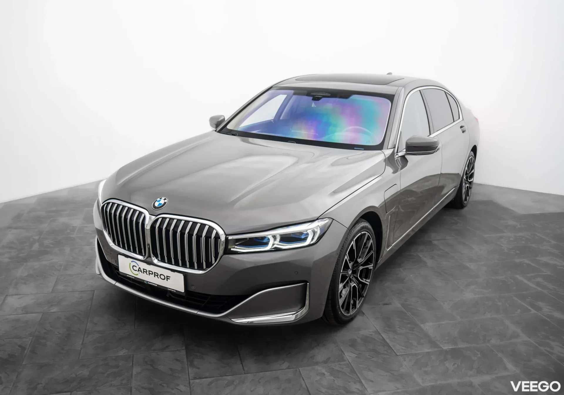 BMW 745 Le xDrive PHEV 3.0 290kW