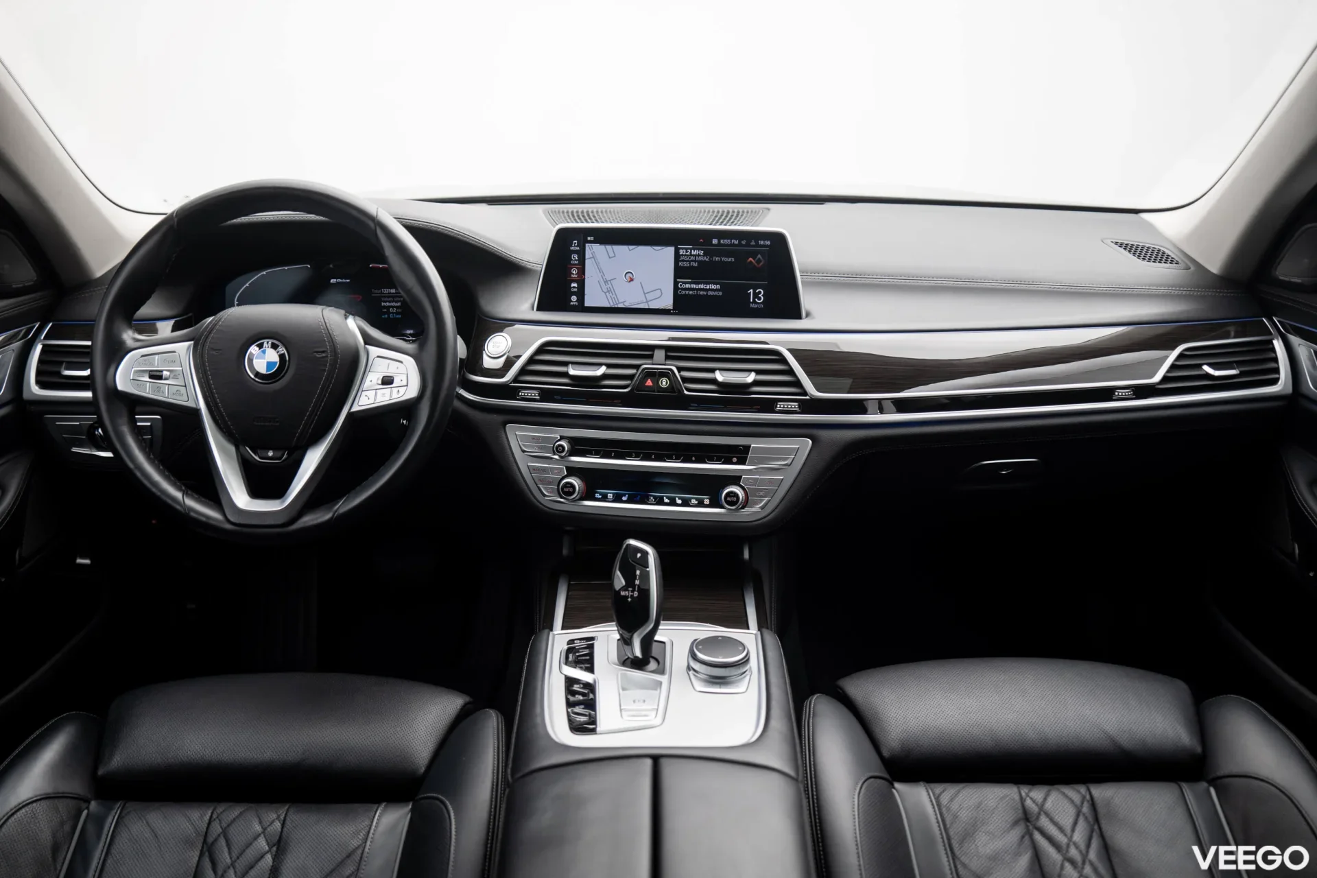 BMW 745 Le xDrive PHEV 3.0 290kW