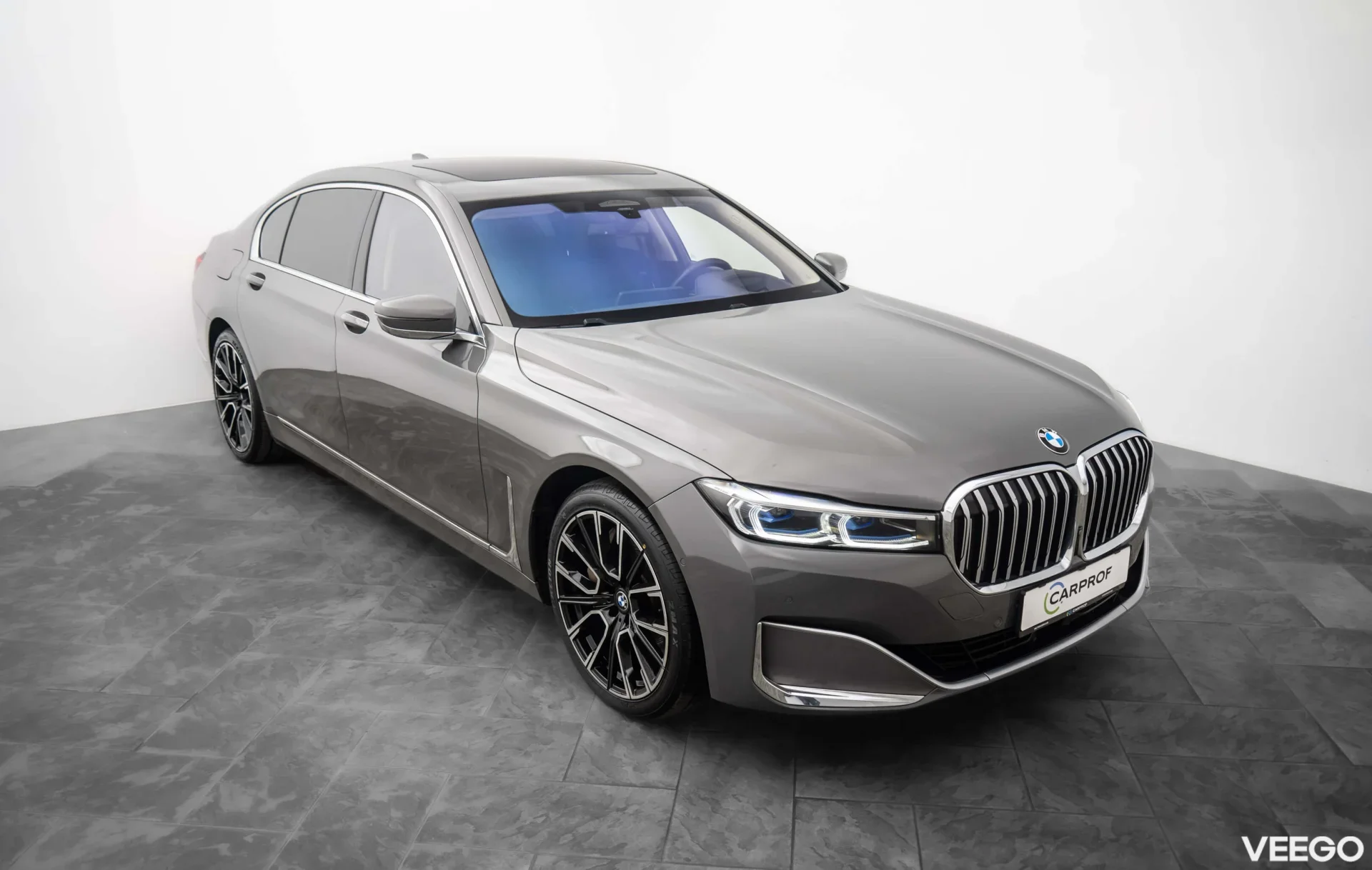 BMW 745 Le xDrive PHEV 3.0 290kW