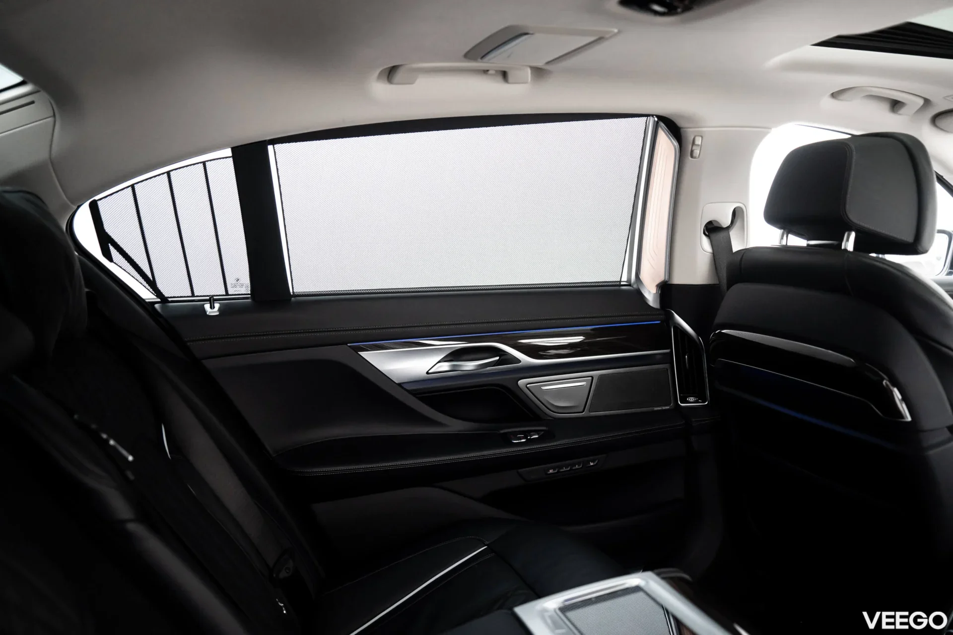 BMW 745 Le xDrive PHEV 3.0 290kW