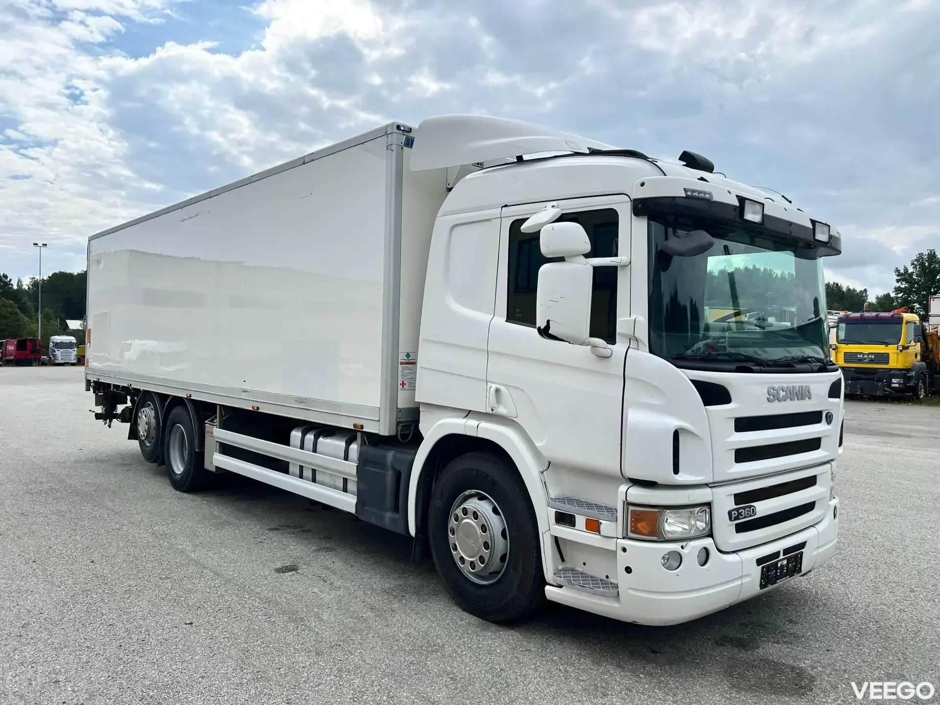 SCANIA P360 6X2*4 EURO5 264kW