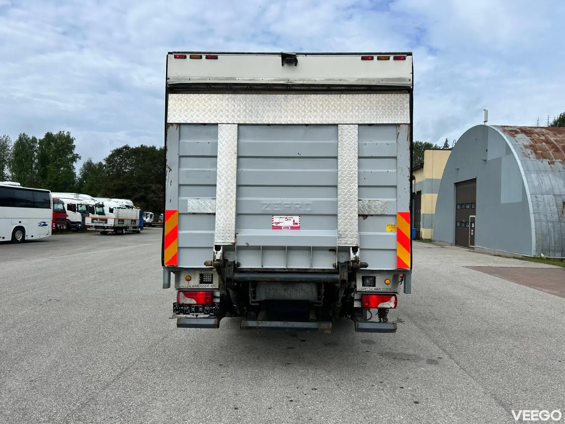 SCANIA P360 6X2*4 EURO5 264kW