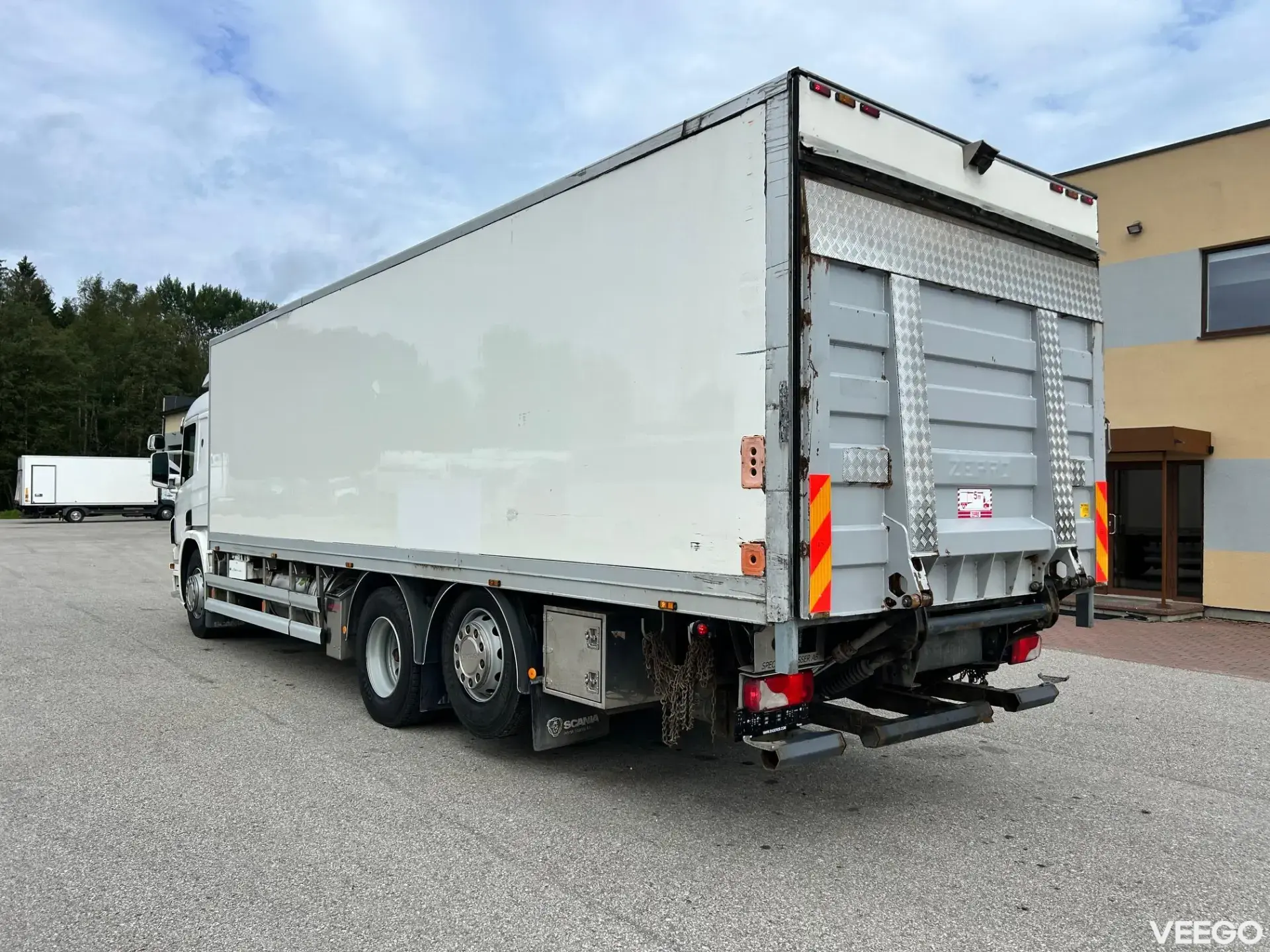 SCANIA P360 6X2*4 EURO5 264kW