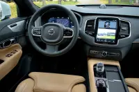 Volvo XC90 7s Ultimate Bright Xenium Luxury FULL 2 183kW thumbnail