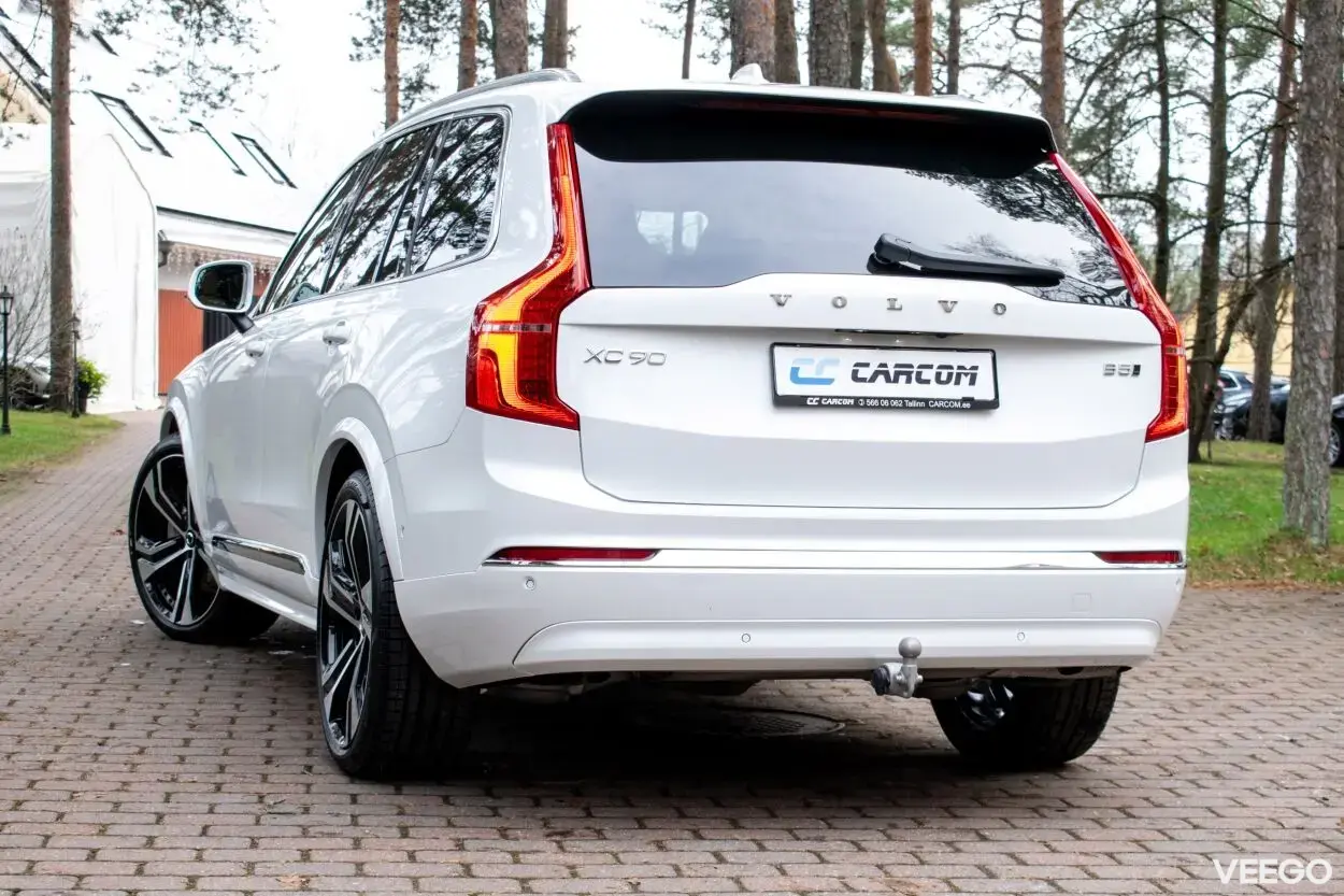 Volvo XC90 7s Ultimate Bright Xenium Luxury FULL 2 183kW