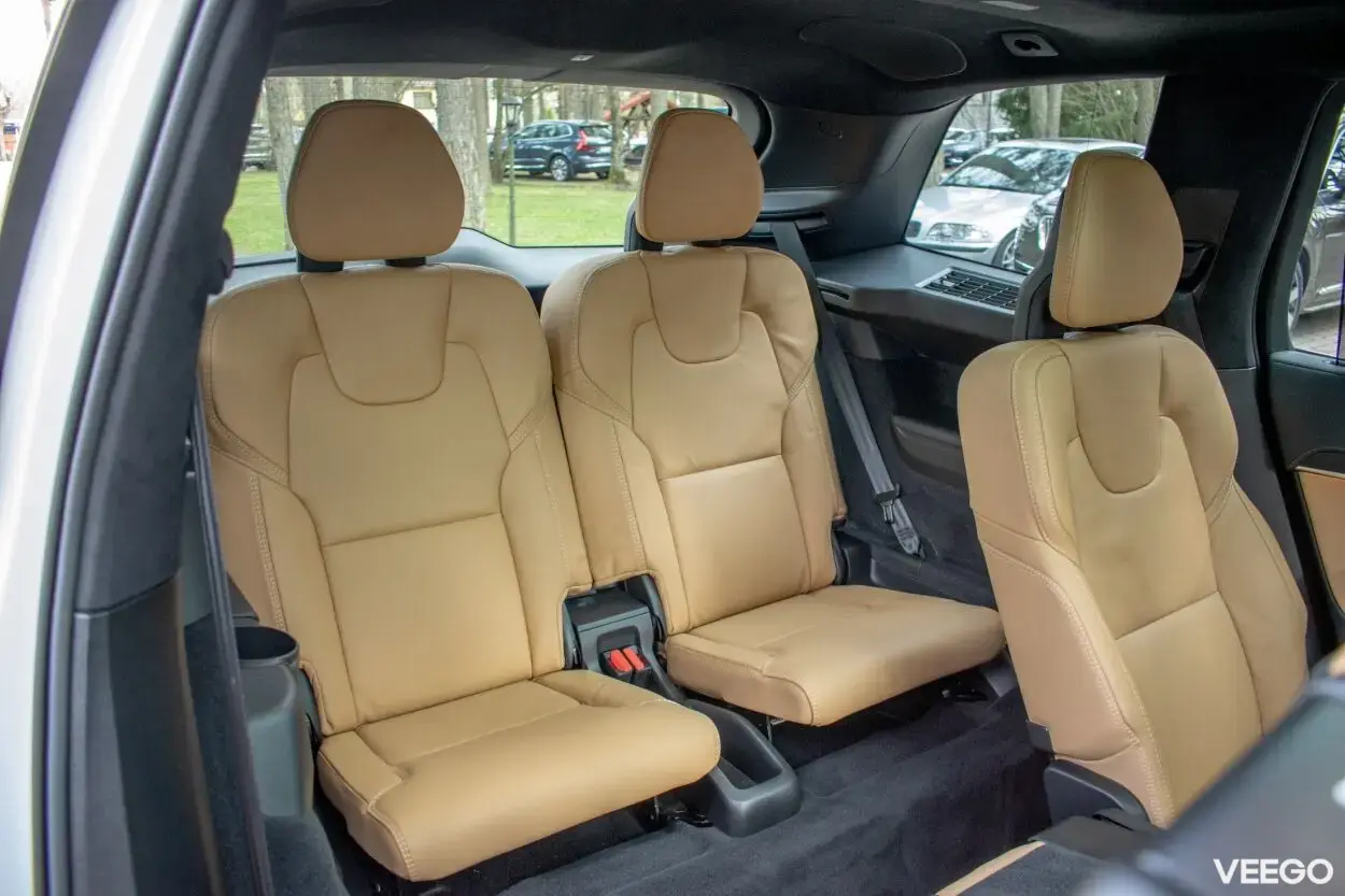 Volvo XC90 Ultimate Bright Xenium Lux 2 183kW