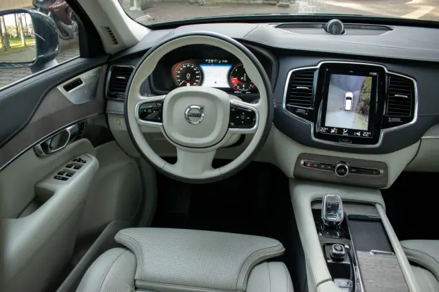 Image of Volvo XC90 AWD Inscription Intelli Lux PRO 2 190kW