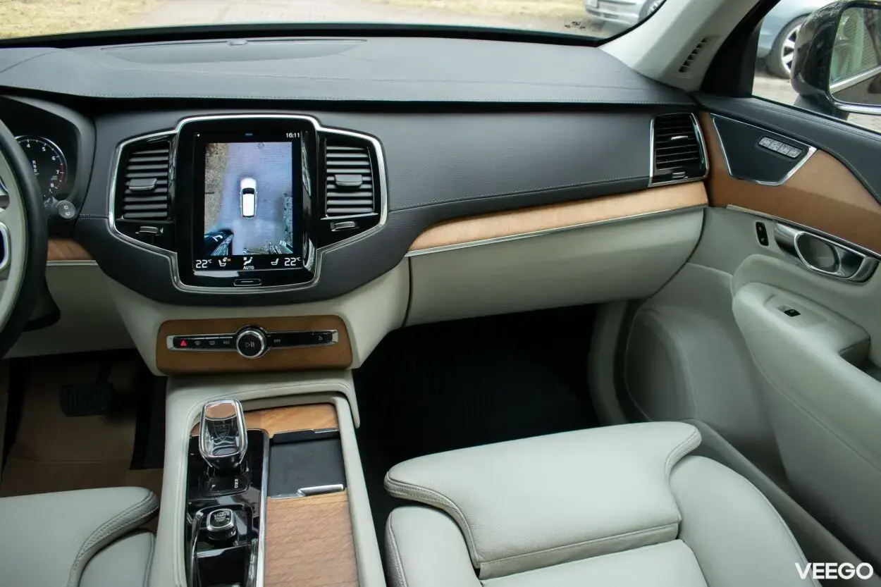 Volvo XC90 AWD Inscription Intelli SAFE PRO 2 183kW