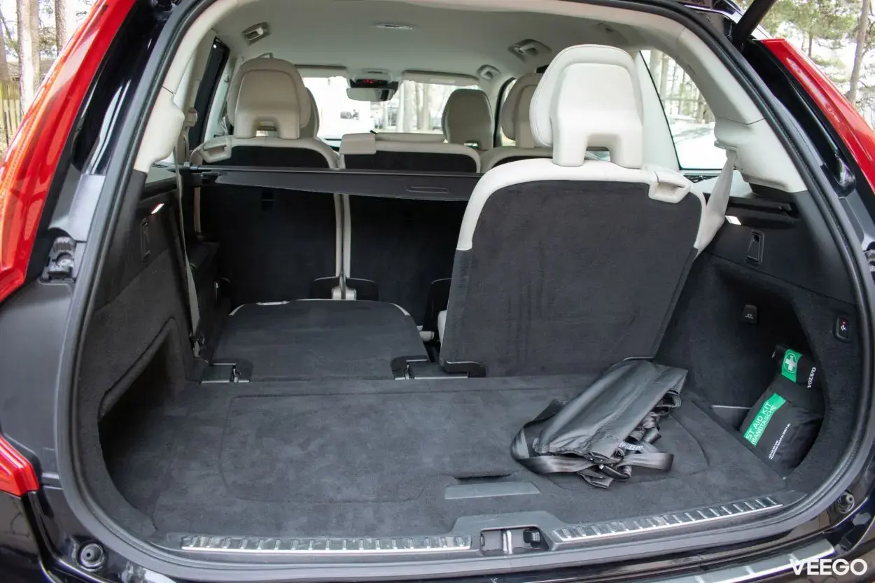 Volvo XC90 AWD Inscription Intelli SAFE PRO 2 183kW