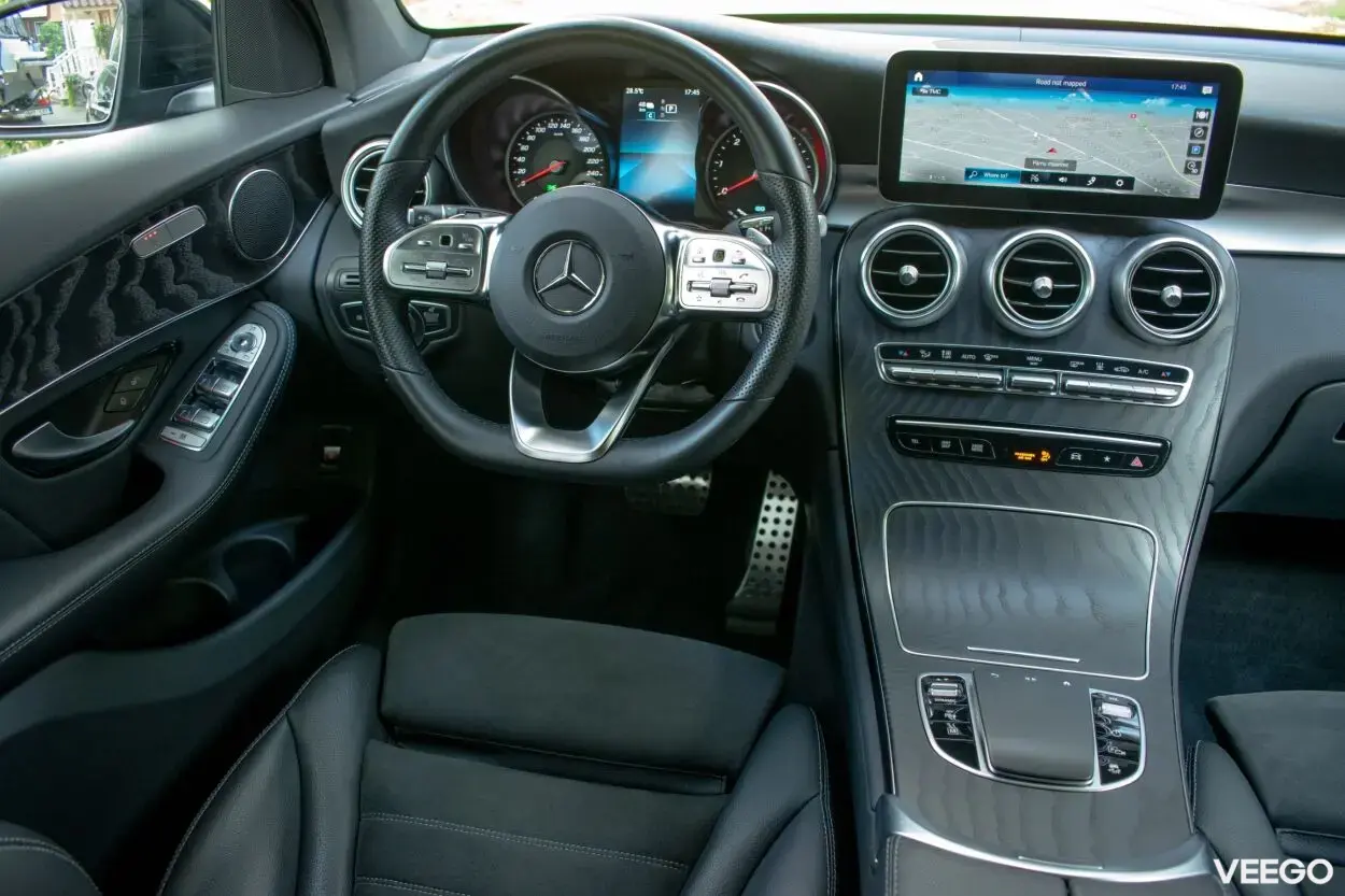 Mercedes-Benz GLC300 de PHEV AMG Night 4M Wntr 2 225kW