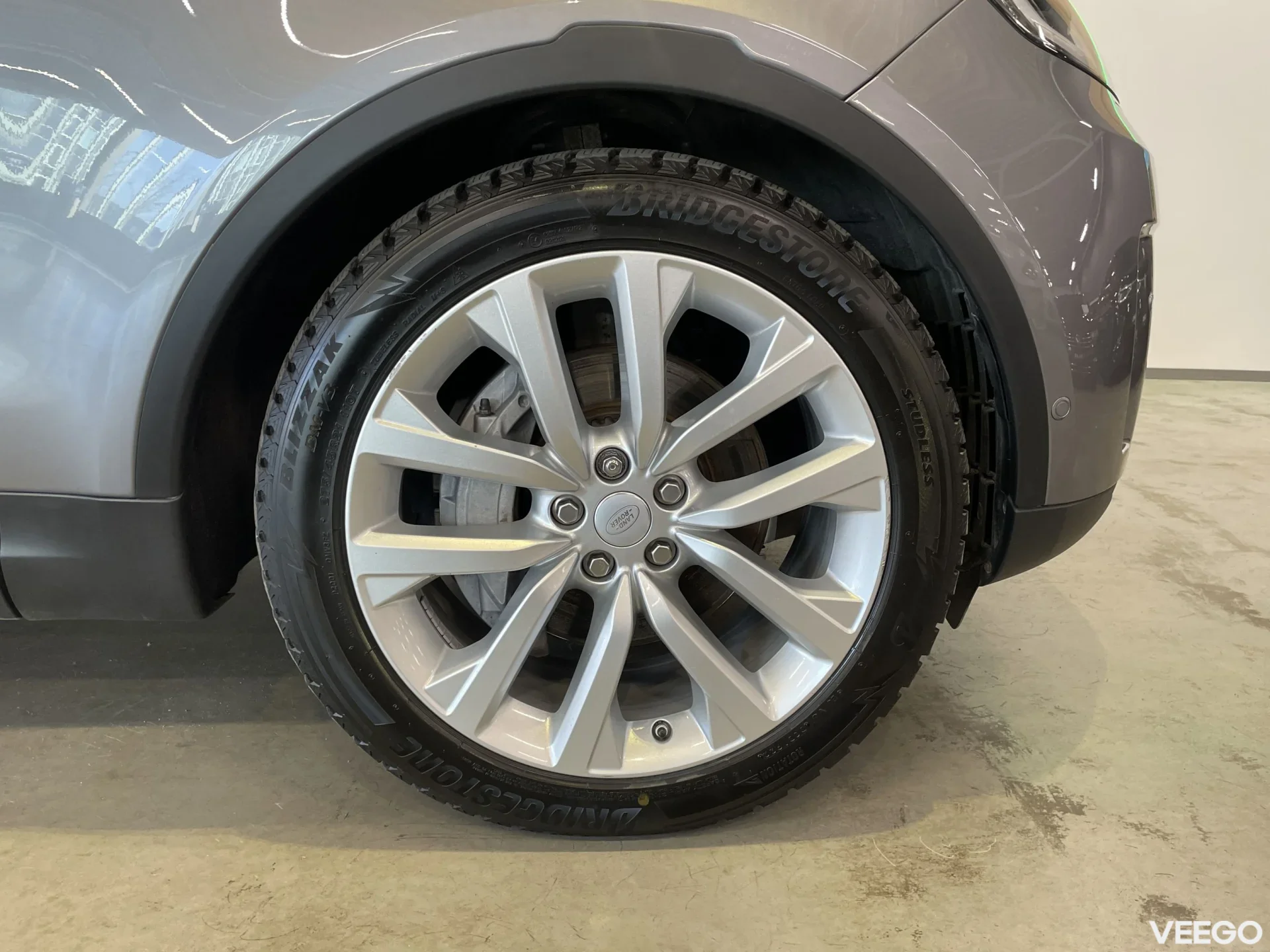 Land Rover Discovery D250 SE 3.0 183kW