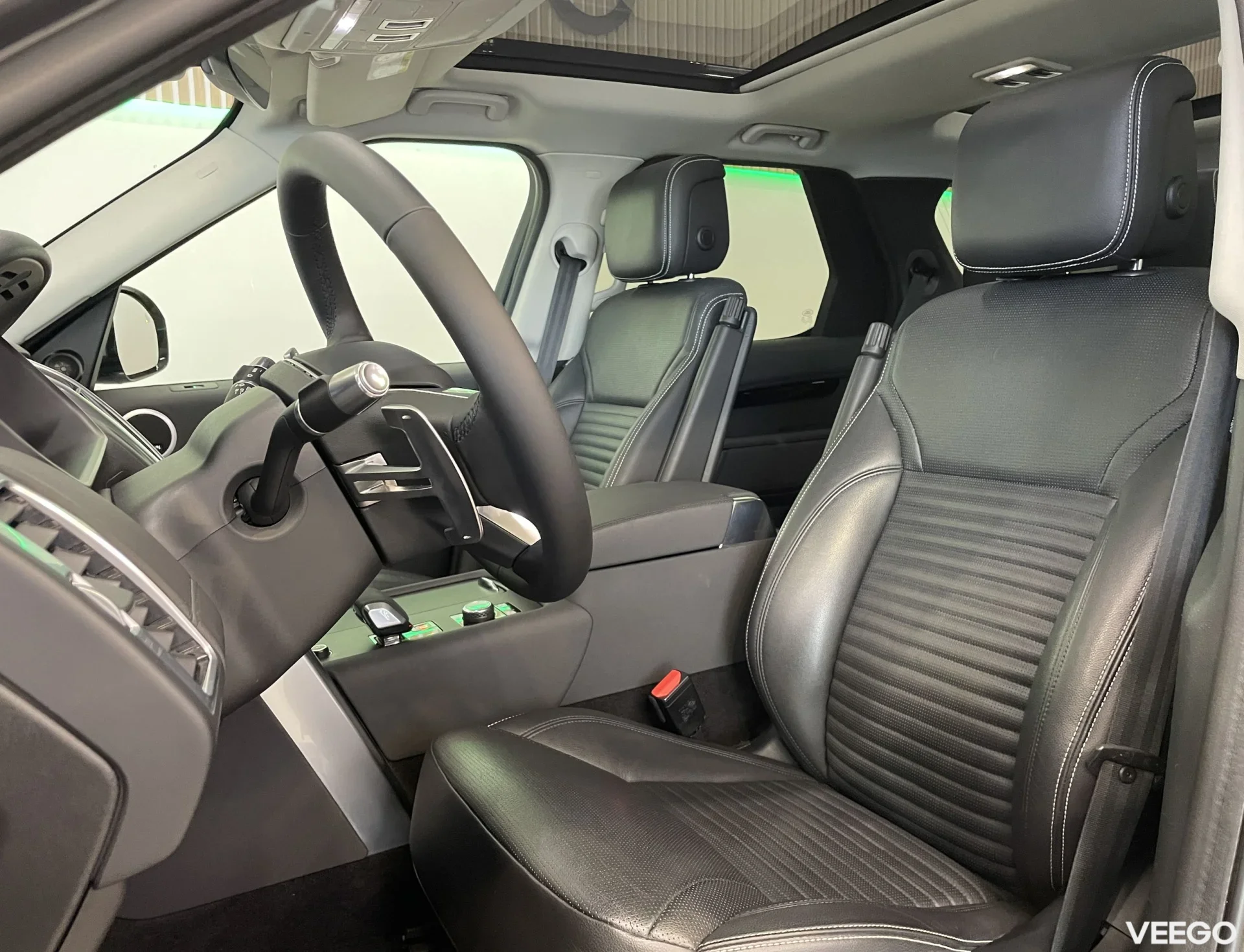 Land Rover Discovery D250 SE 3.0 183kW