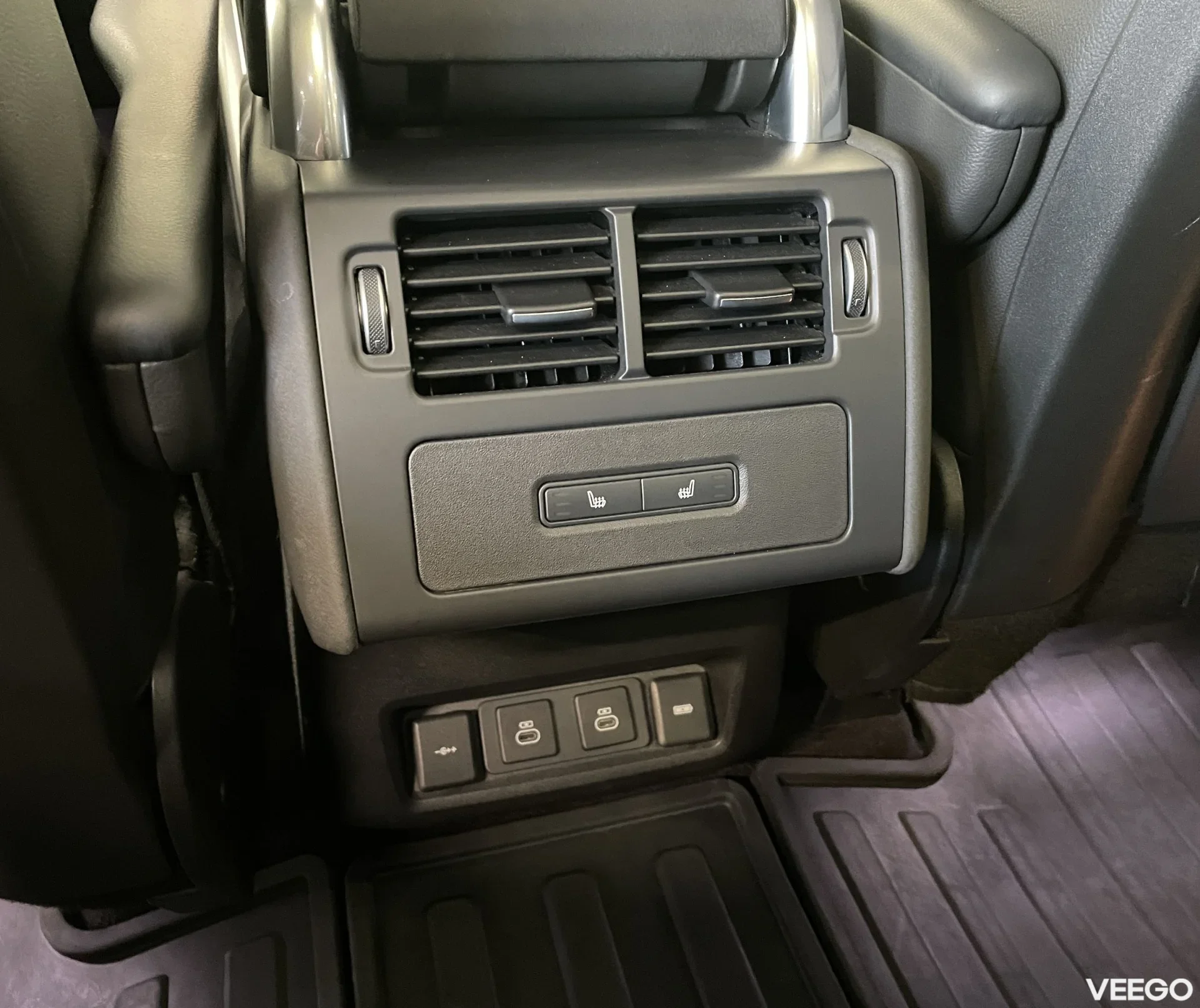 Land Rover Discovery D250 SE 3.0 183kW