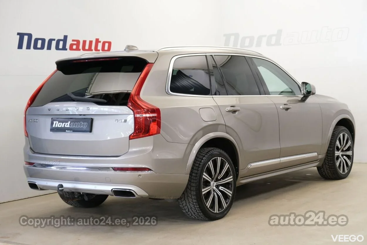 Volvo XC90 B5 Inscription AWD B&W 2 173kW