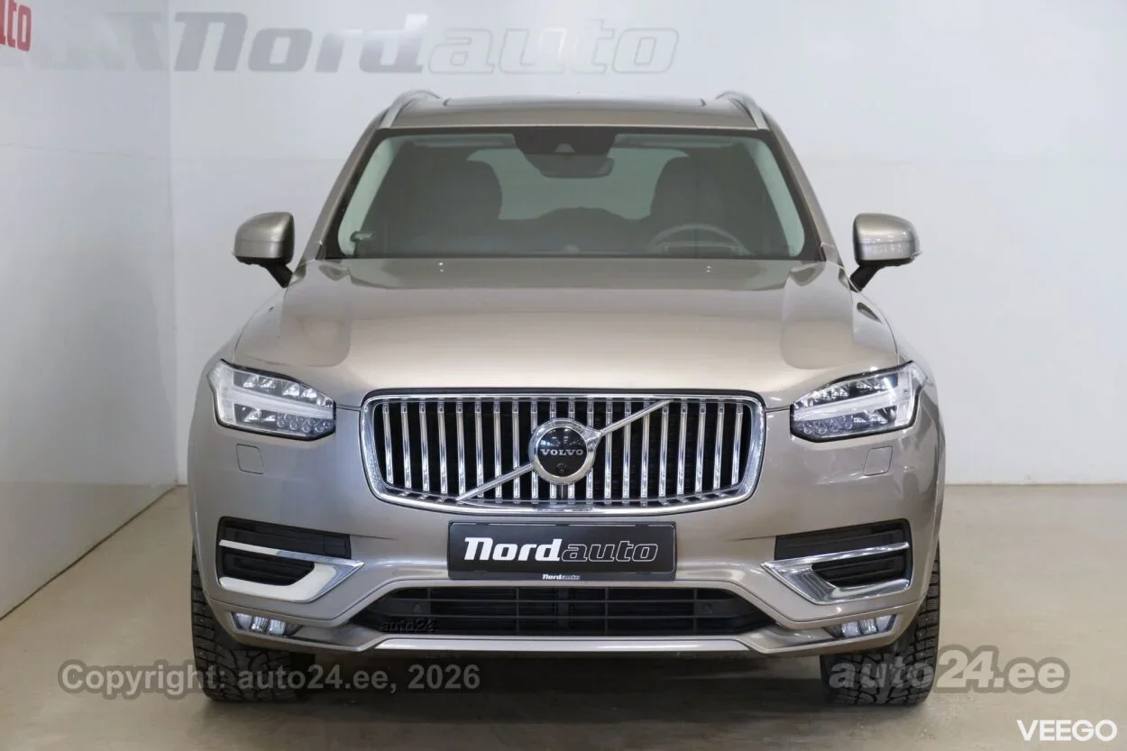 Volvo XC90 B5 Inscription AWD B&W 2 173kW