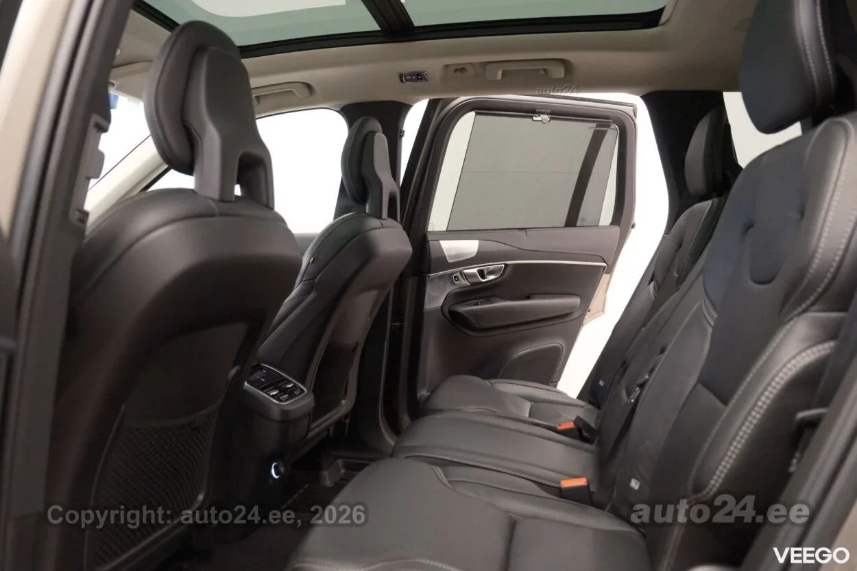 Volvo XC90 B5 Inscription AWD B&W 2 173kW