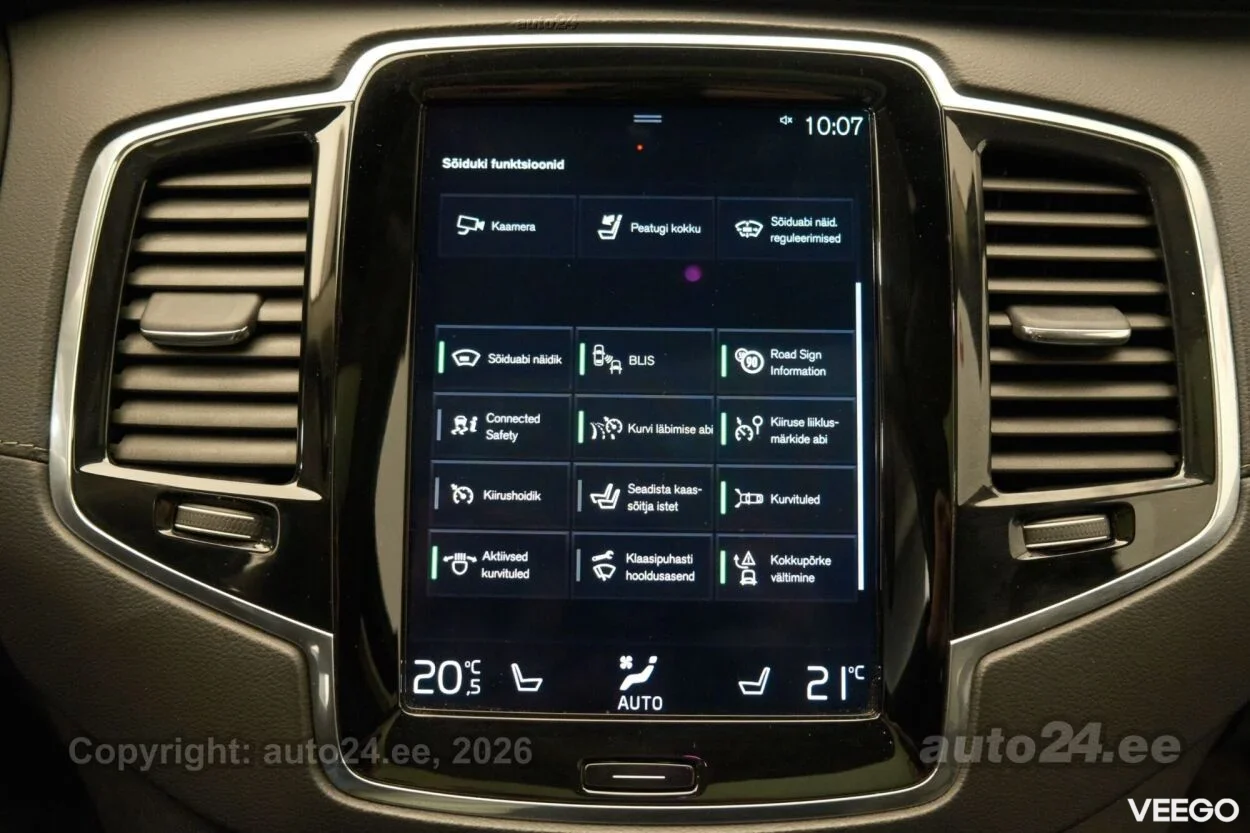 Volvo XC90 B5 Inscription AWD B&W 2 173kW