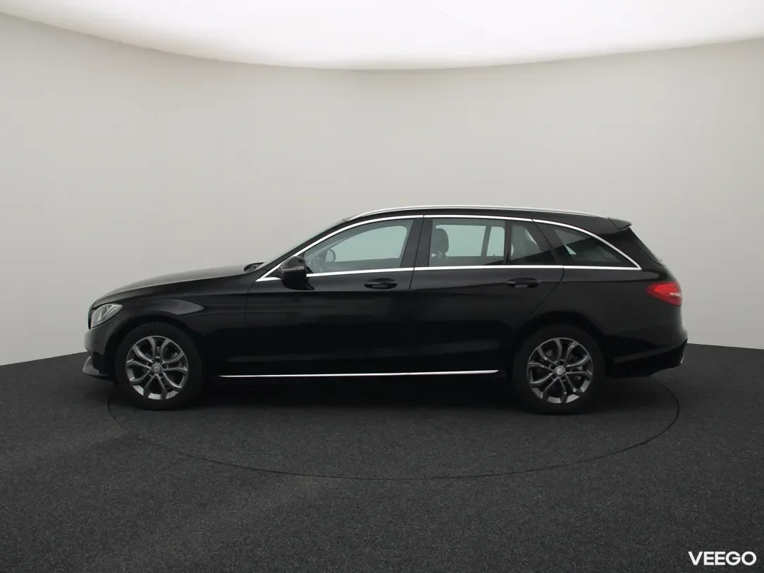 Mercedes-Benz C180 1.6 85kW