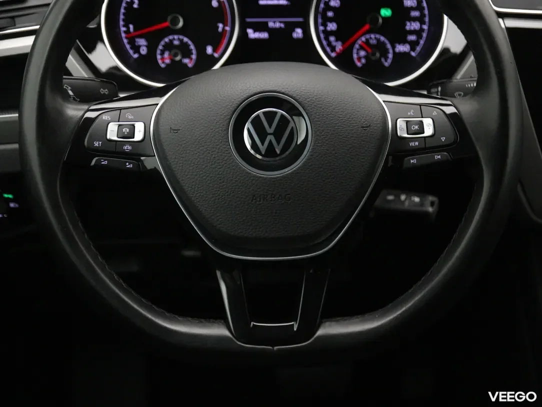 Volkswagen Touran 1.5 110kW