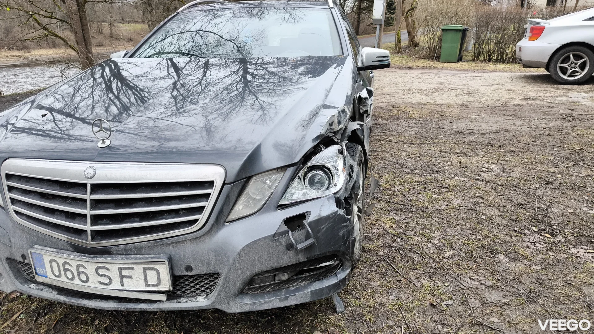 Mercedes-Benz E220 2.1 120kW