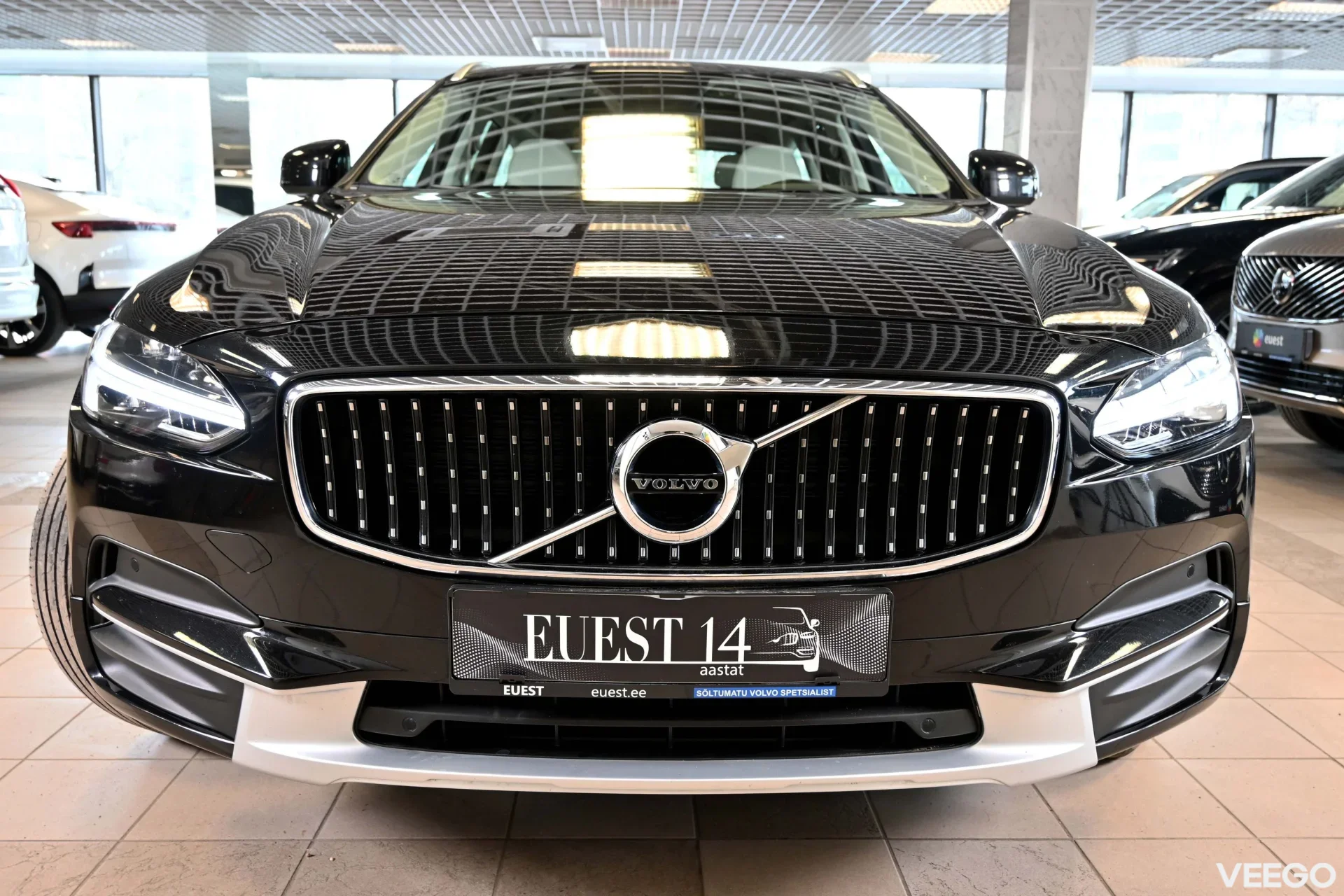 Volvo V90 Cross Country AWD INSCRIPTION INTERIOR XENIUM PRO INTELLI SAFE 2 140kW