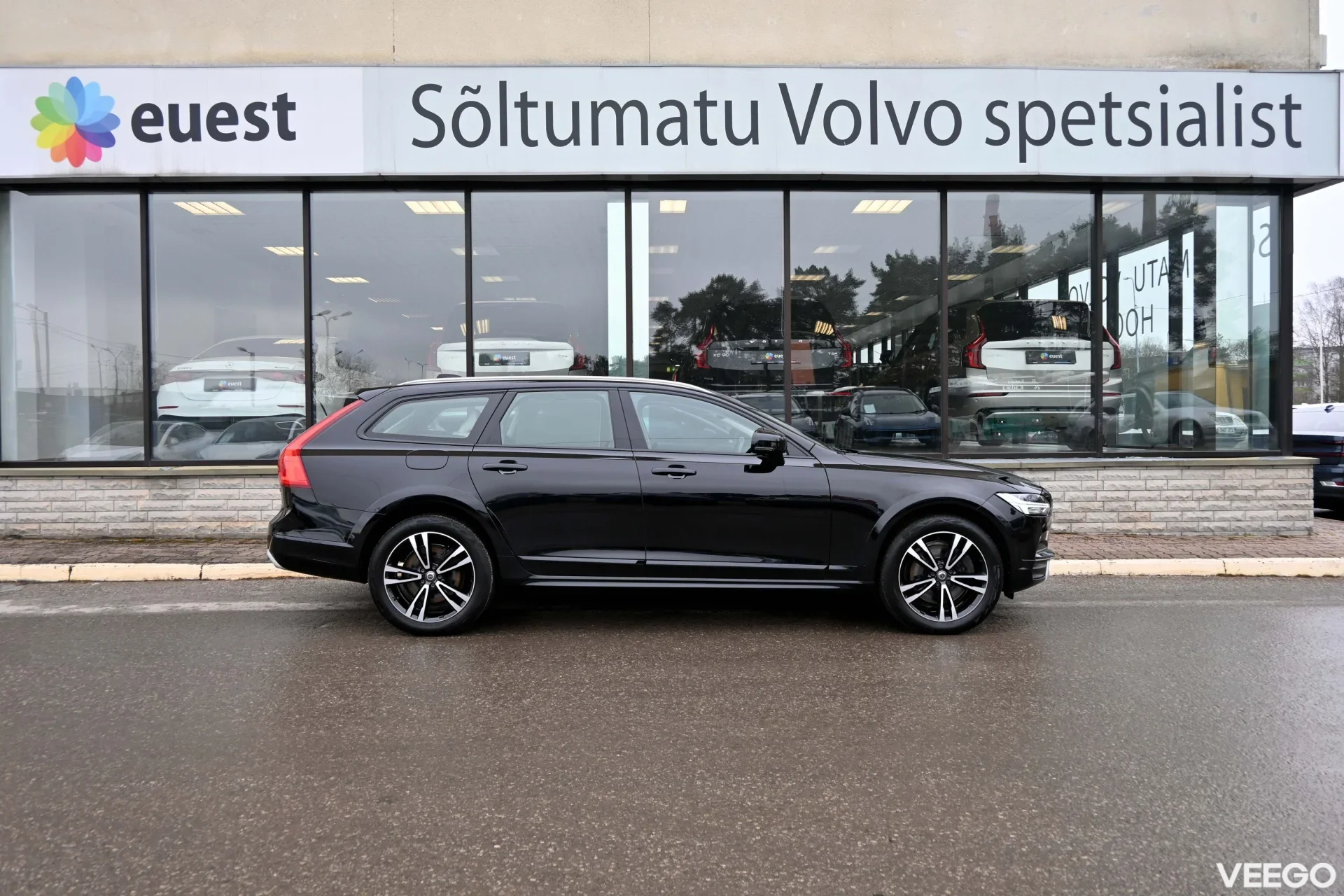 Volvo V90 Cross Country AWD INSCRIPTION INTERIOR XENIUM PRO INTELLI SAFE 2 140kW