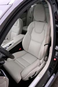 Volvo V90 Cross Country AWD INSCRIPTION INTERIOR XENIUM PRO INTELLI SAFE 2 140kW thumbnail