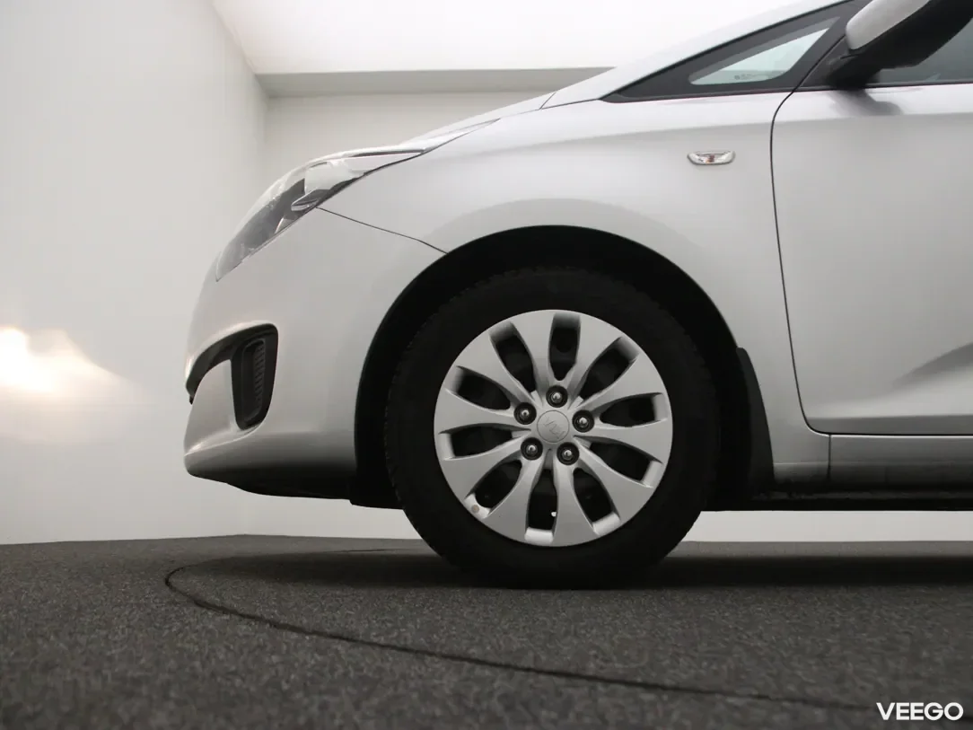 Kia Carens 1.6 99kW