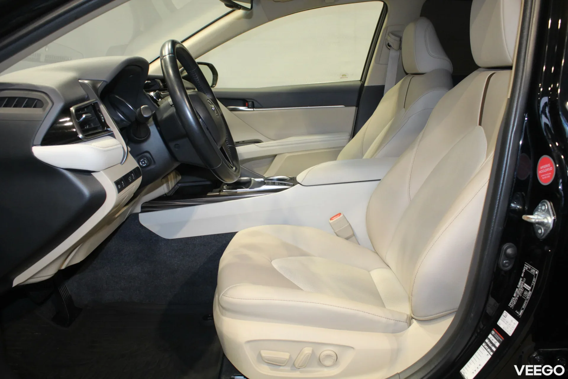 Toyota Camry Executive 2.5 131kW