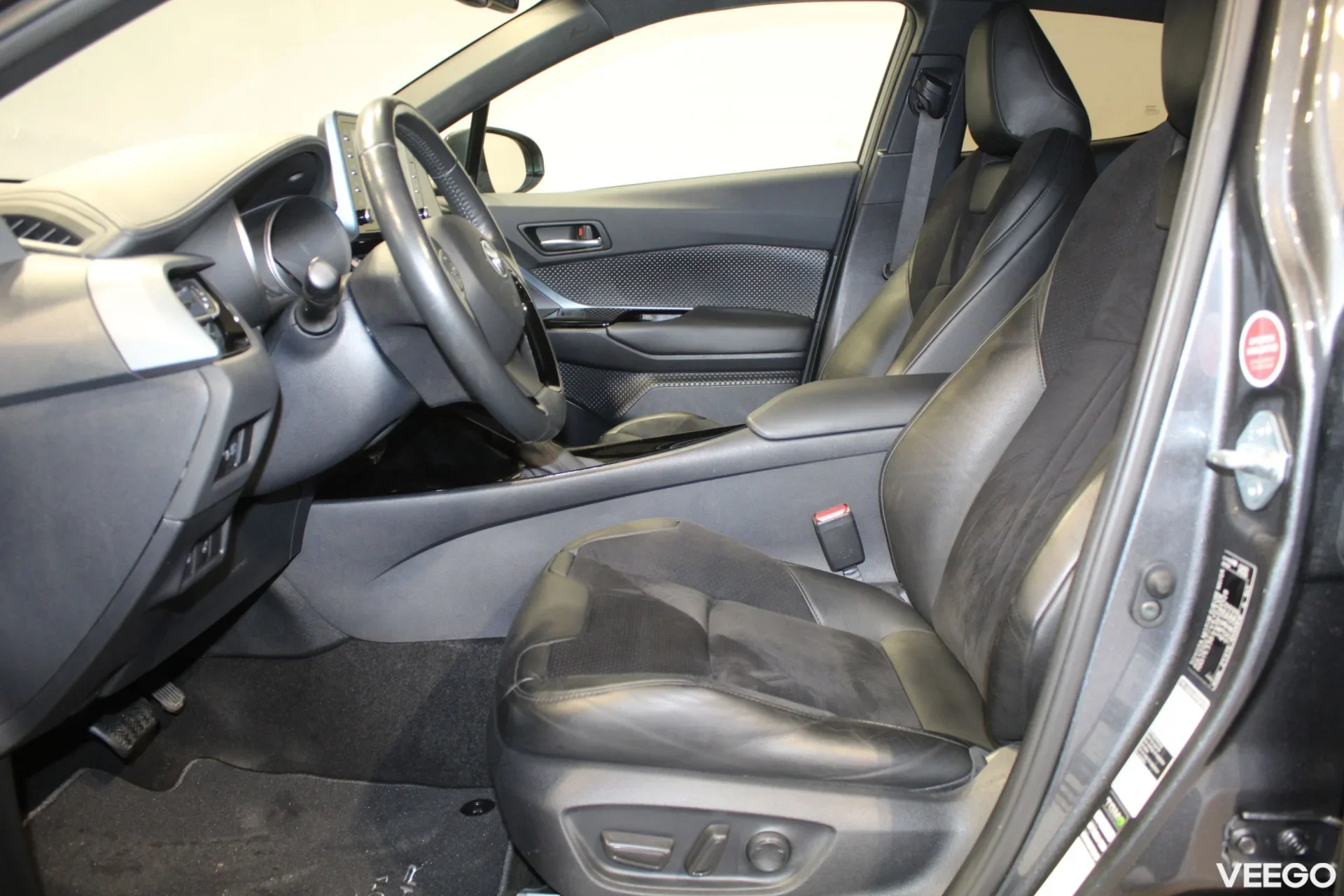 Toyota C-HR Style Plus 1.8 72kW