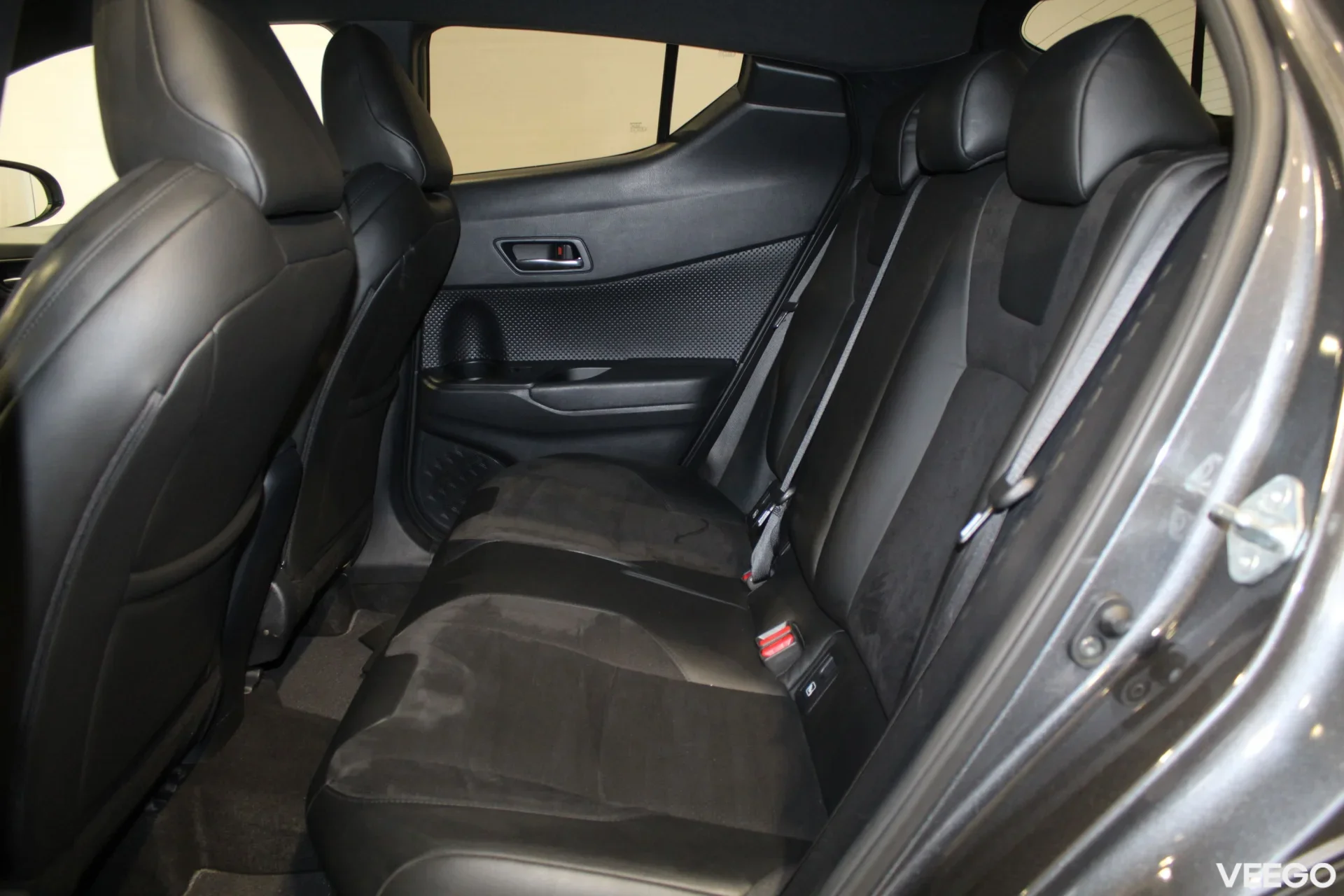 Toyota C-HR Style Plus 1.8 72kW