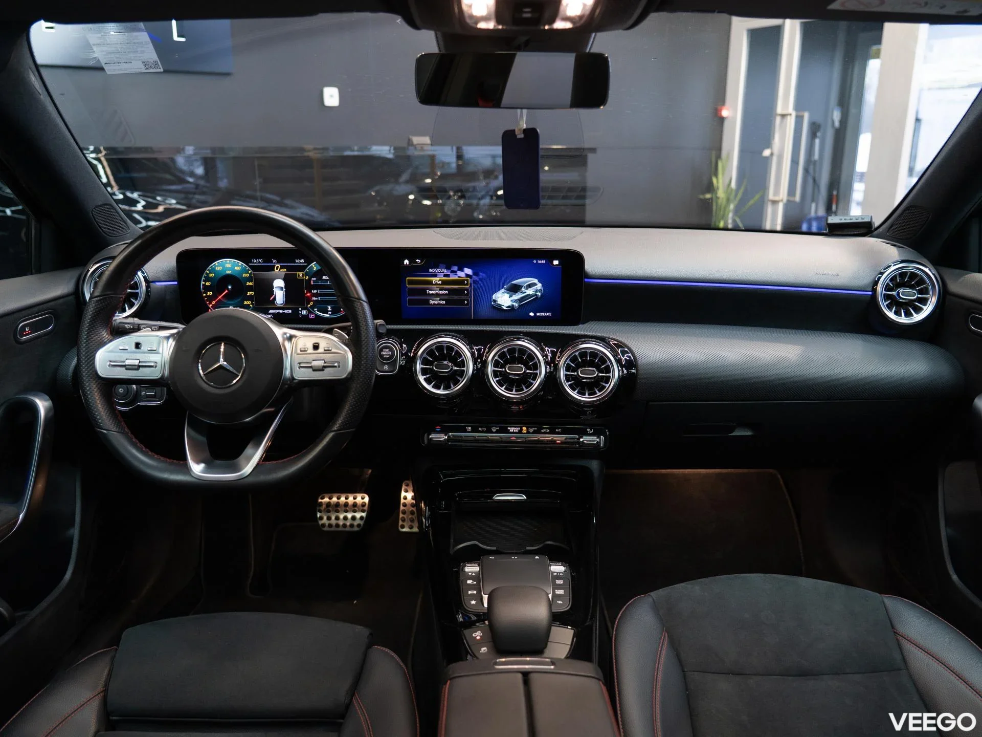 Mercedes-Benz A45 AMG 2.0 285kW